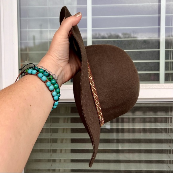 Charming Charlie wool felt floppy boho hat - Picture 7 of 10